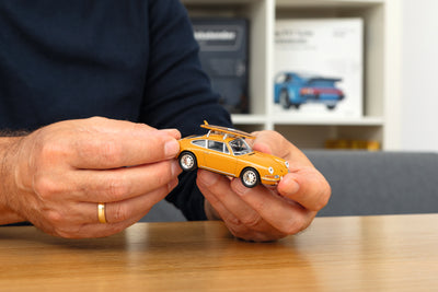 Franzis Porsche 911 Surf Advent Calendar