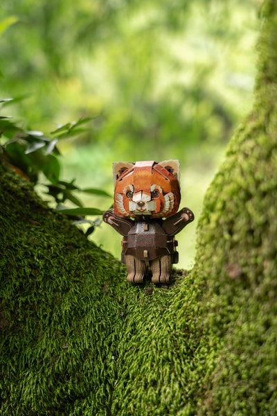 Makebug Red Panda