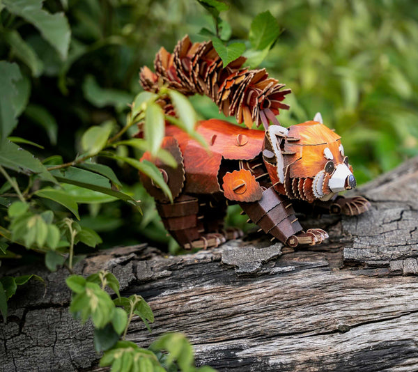Makebug Red Panda