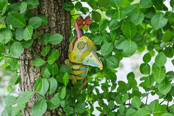 Makebug Velied Chameleon