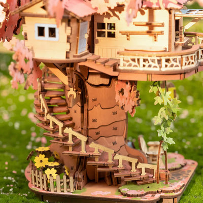 Robotime Sakura Treehouse